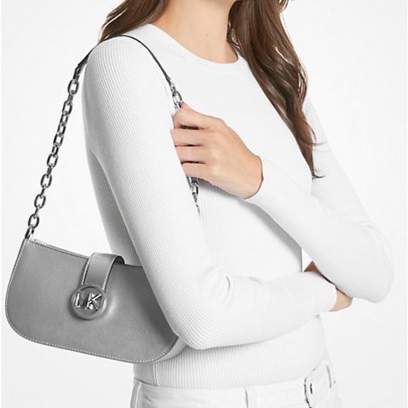 MICHAEL KORS Carmen Small Pouchette Shoulder Bag silver - Picture 2 of 4